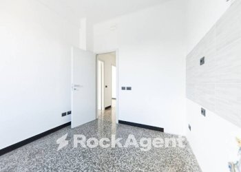 Salone - Appartamento via Archimede, Genova (zona Marassi) - foto 30