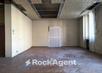 Magazzino - Altro via Vittorio Veneto, 15, Robbio - foto 12