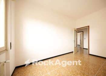 Camera da letto - Quadrilocale via Santa Maria Assunta di Nervi, Genova (zona Quarto) - foto 6