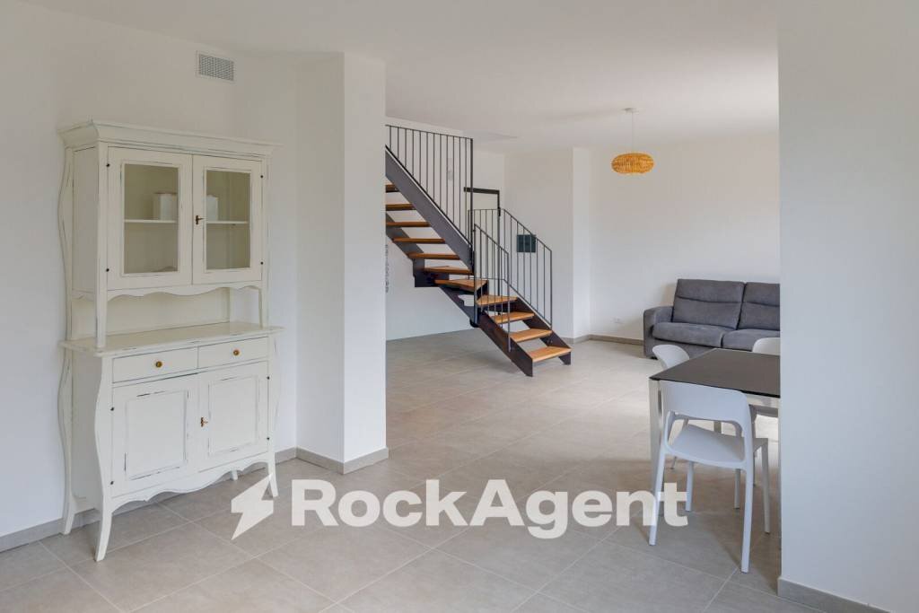 Salone - Bilocale via Calvettera, 122, Giaveno - foto 2