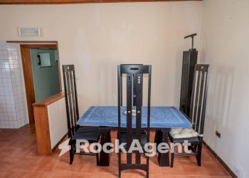 Salone - Three-room apartment via della Fratta, 22, Grotte di Castro - photo 10