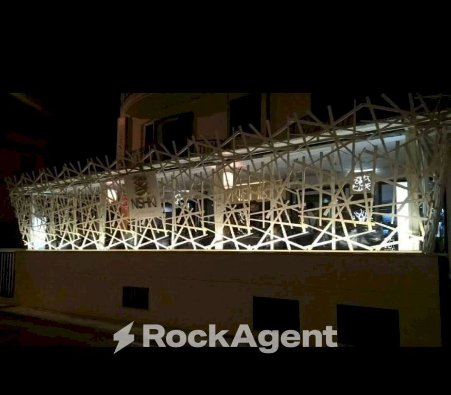 Facciata - Ristorante piazza Cesare Terranova, Parabita - foto 3