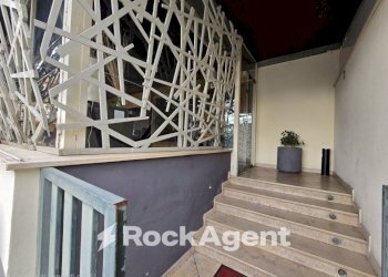 Interno palazzo - Restaurant piazza Cesare Terranova, Parabita - photo 13