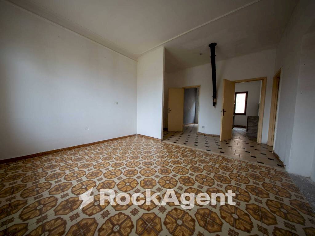 Camera da letto - Four-room apartment via Pietro Maroncelli, 5, Sorso - photo 3