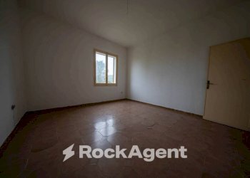 Camera da letto - Four-room apartment via Pietro Maroncelli, 5, Sorso - photo 11