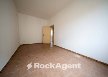 Camera da letto - Four-room apartment via Pietro Maroncelli, 5, Sorso - photo 13