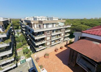 Vista - Attico via Danilo Stiepovich, Roma (zona Lido di Ostia) - foto 2