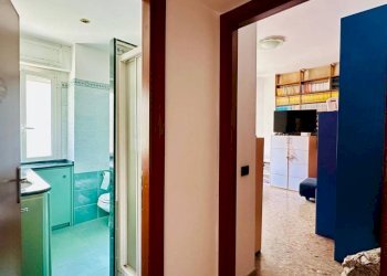 Disimpegno - Three-room apartment viale Paolo Orlando, Roma (neighborhood Lido di Ostia) - photo 22