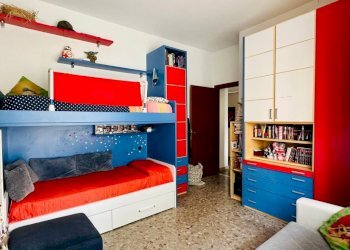 Camera da letto - Three-room apartment viale Paolo Orlando, Roma (neighborhood Lido di Ostia) - photo 24