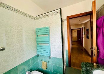 Bagno - Three-room apartment viale Paolo Orlando, Roma (neighborhood Lido di Ostia) - photo 26