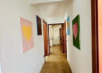 Corridoio - Three-room apartment viale Paolo Orlando, Roma (neighborhood Lido di Ostia) - photo 30