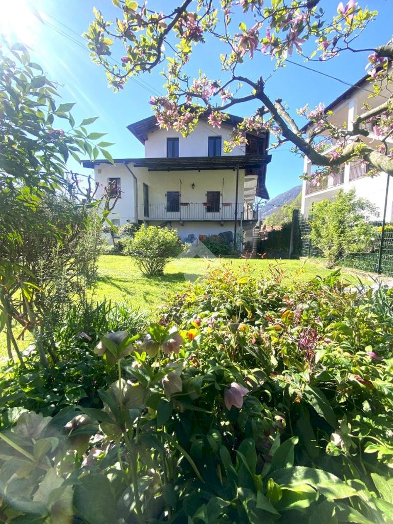 Casa indipendente Via Parrocchiale, Borgofranco d'Ivrea - foto 1