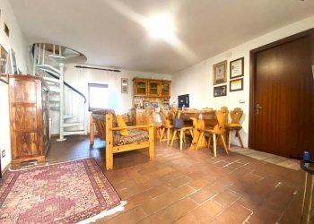 Casa indipendente Via Parrocchiale, Borgofranco d'Ivrea - foto 12