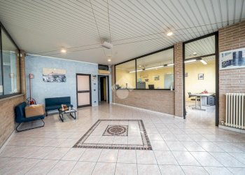 Capannone via viazza, Cadelbosco di Sopra - foto 28