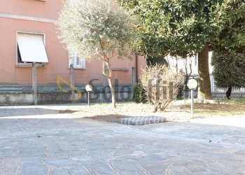 esterno - Appartamento via gradisca 6, Limbiate - foto 19