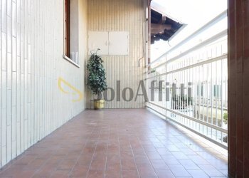 Balcone - Appartamento Via gradisca 6, Limbiate - foto 2