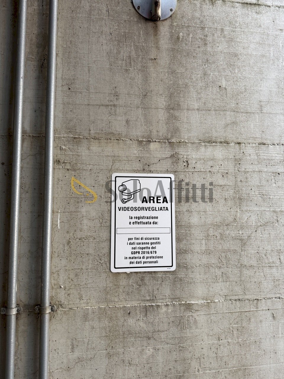 IMG_1745.JPG - Box Via Arbe 20, Torino (zona Mirafiori Nord) - foto 2