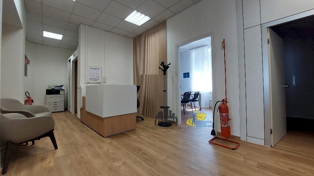 Reception b.jpg - Office Parma - photo 2