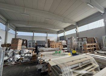 IMG_2195(1).JPG - Locale Commerciale Strada Martinella, Parma - foto 11