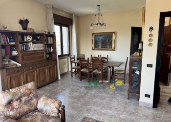 IMG_2218.JPG - Locale Commerciale Strada Martinella, Parma - foto 17