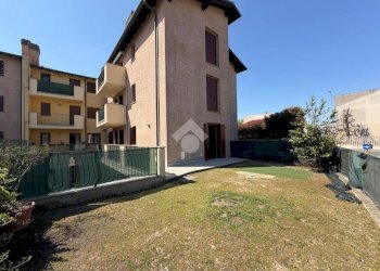 Appartamento Via Don Silvio Coira, Basiglio - foto 14