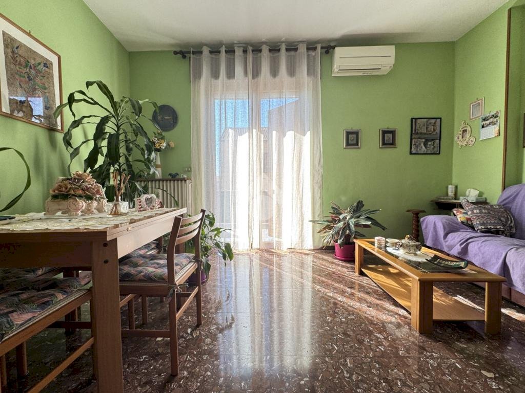 Villa Via G. Carducci, Cameri - foto 2