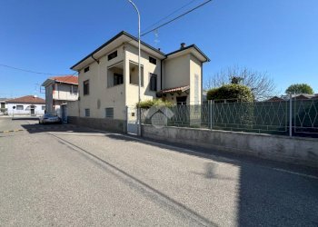 Villa Via G. Carducci, Cameri - foto 1