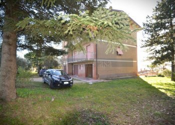 GIARDINO - Appartamento Strada di Sant' Egidio 999, Perugia - foto 17