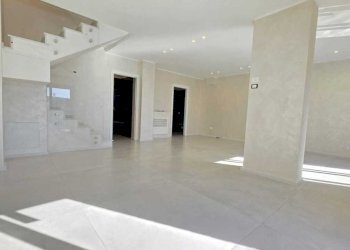 WhatsApp Image 2026-04-09 at 09.20.05 (5).jpeg - Villa Pedara - foto 12