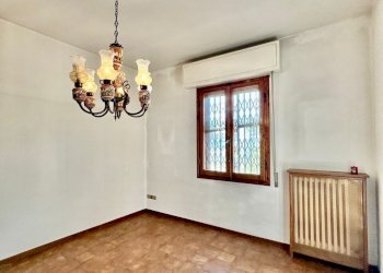 WhatsApp Image 2026-04-09 at 12.41.48 (2).jpeg - Trilocale Via San Francesco d' Assisi, Lastra a Signa - foto 5