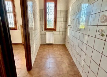 WhatsApp Image 2026-04-09 at 12.41.49.jpeg - Trilocale Via San Francesco d' Assisi, Lastra a Signa - foto 16