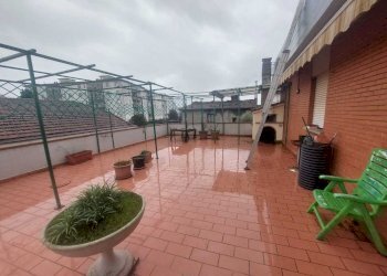 terrazza - Villa Via Franco Sacchetti, Prato - foto 9