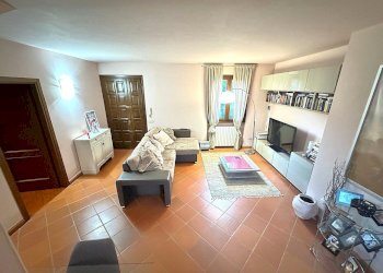 bfrerg.jpg - Villa Via delle Case, Vaiano - foto 8