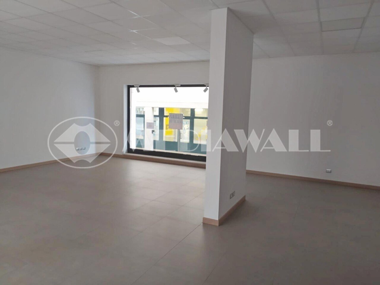 BQ-231-NA 05.jpg - Commercial Premises Maniago - photo 3