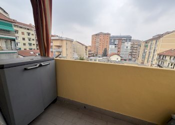 balcone cortile - Three-room apartment Via Sommariva 21, Torino (neighborhood Nizza Millefonti) - photo 9