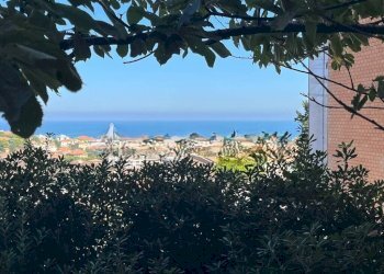 sara1.jpg - Appartamento Via Vittorio Veneto, Ancona - foto 8