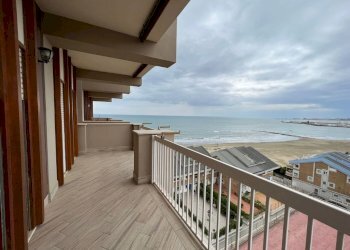 terrazzo - Three-room apartment Largo Giovanni XXIII 11, Nettuno - photo 17