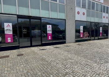 IMG_0124.jpeg - Locale Commerciale Via Codognino 12, Cornegliano Laudense - foto 3
