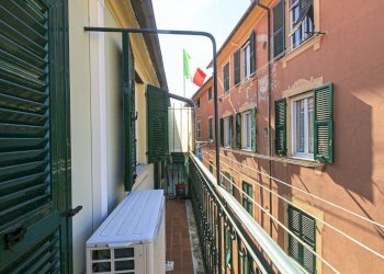 balcone - Appartamento Via Beata Chiara 13, Genova (zona Pontedecimo) - foto 10