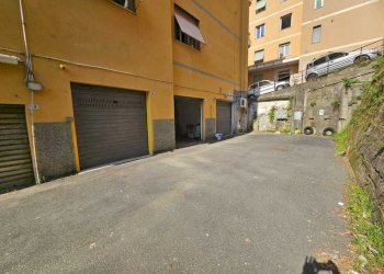 box (5).jpeg - Box Via Alcide De Gasperi 16, Campomorone - foto 9