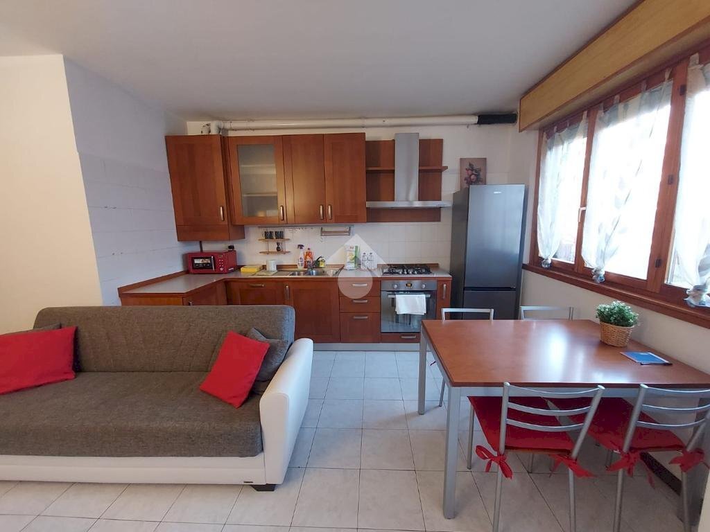 Three-room apartment Via Giacomo Matteotti, Assago - photo 3