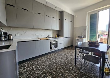 Quadrilocale VIA SAN GIOVANNI D'ACRI, Genova (zona Cornigliano) - foto 1