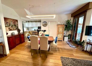 Three-room apartment Peschiera Borromeo - photo 1