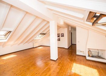 Attic Via Giacinto Gallina, Milano - photo 18