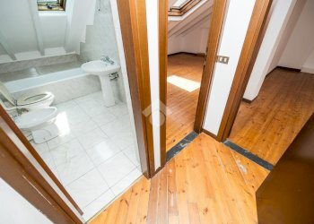 Attic Via Giacinto Gallina, Milano - photo 20