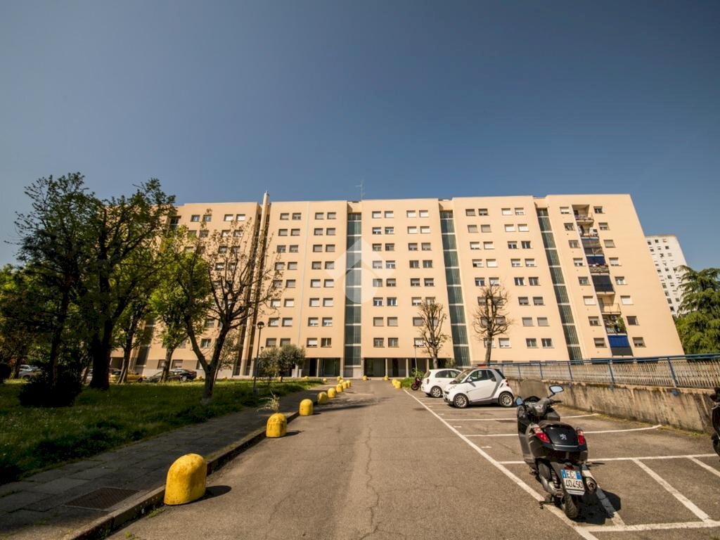 Quadrilocale Via S. Dionigi, Milano (zona Corvetto) - foto 1