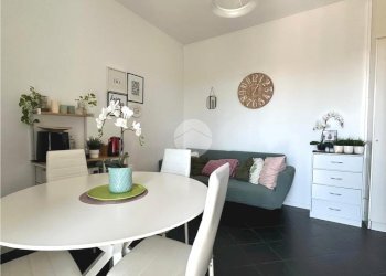 Two-room apartment Via Alfonso Capecelatro, Milano (neighborhood San Siro) - photo 1