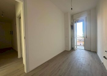 Two-room apartment via Dei Biancospini 4, Milano (neighborhood Giambellino) - photo 3