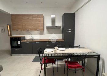 Quadrilocale Via agosti guido, Genova (zona Cornigliano) - foto 1