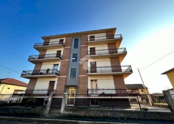 Trilocale Via A. Perfumo, Alessandria - foto 1